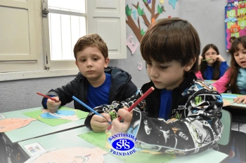 Alunos confeccionam boneco alusivo à Independência do Brasil | Inf. 5