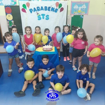 Infantil 4: piquenique para comemorar o aniversário do Colégio