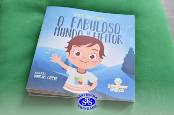 Contação de história sobre a vida de um autista com Tatiele Morais
