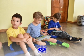 Contação de história sobre a vida de um autista com Tatiele Morais