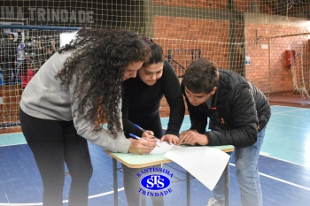 Alunos do Ensino Médio participam de Olimpíada Cultural