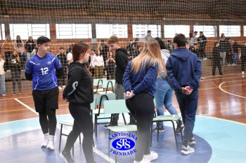 Alunos do Ensino Médio participam de Olimpíada Cultural