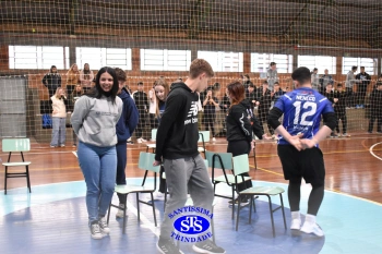 Alunos do Ensino Médio participam de Olimpíada Cultural
