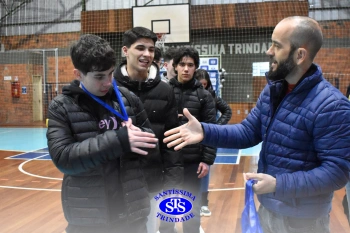 Alunos do Ensino Médio participam de Olimpíada Cultural