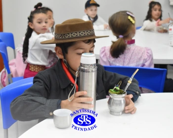 Oficina do Chimarrão no 1º ano