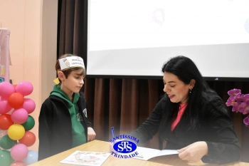 Alunos participam do projeto Autor Presente com a escritora Greice Pozzatto | 2º ano