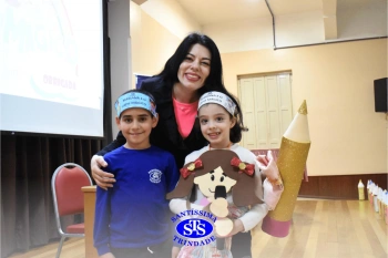 Alunos participam do projeto Autor Presente com a escritora Greice Pozzatto | 2º ano