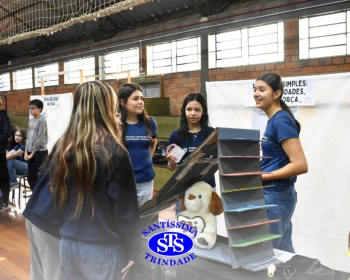 Feira de Ciências do 7º ano recebe vários visitantes