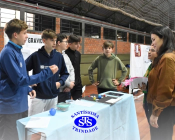 Feira de Ciências do 7º ano recebe vários visitantes
