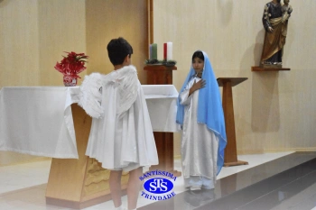 Alunos de 3º, 4º e 5º ano participam de Celebrações de Natal
