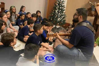 Alunos de 3º, 4º e 5º ano participam de Celebrações de Natal