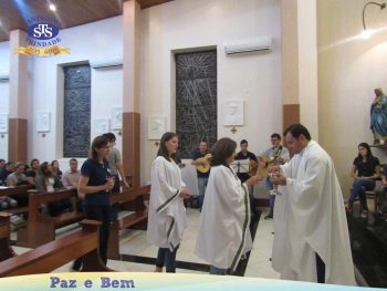 Celebração Eucarística com os Profissionais do Colégio. 