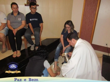 Celebração Eucarística com os Profissionais do Colégio. 