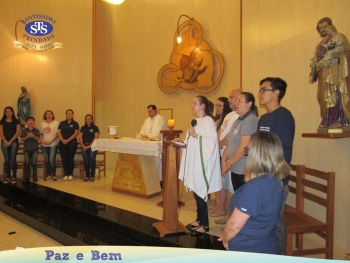 Celebração Eucarística com os Profissionais do Colégio. 