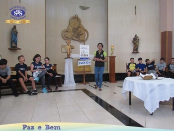 Celebração Pascal - 3ª série EM, 6º ano 3 e 7º ano 1