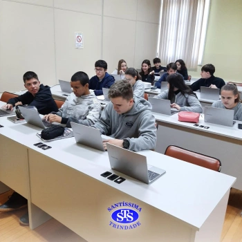 Tecnologias digitais são utilizadas na revisão de conteúdos | 9º ano