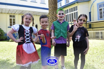 Alunos participam de atividades alusivas ao Dia da Criança 