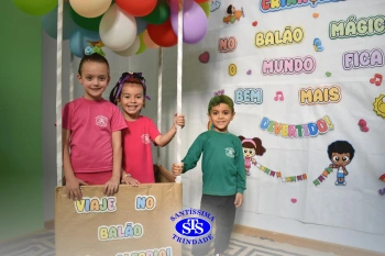 Alunos participam de atividades alusivas ao Dia da Criança 