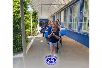 Alunos participam de atividades alusivas ao Dia da Criança
