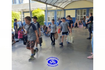 Alunos participam de atividades alusivas ao Dia da Criança