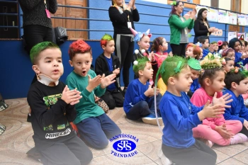 Desfile do Cabelo Maluco na Educação Infantil