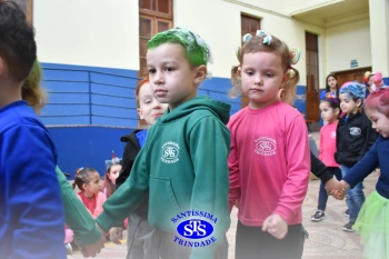 Desfile do Cabelo Maluco na Educação Infantil