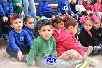 Desfile do Cabelo Maluco na Educação Infantil