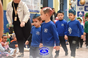 Desfile do Cabelo Maluco na Educação Infantil