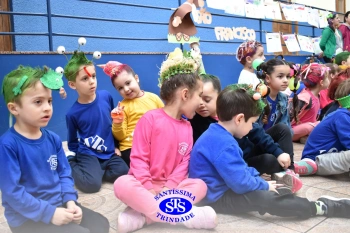 Desfile do Cabelo Maluco na Educação Infantil