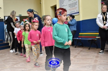 Desfile do Cabelo Maluco na Educação Infantil