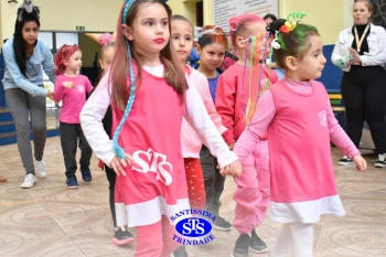 Desfile do Cabelo Maluco na Educação Infantil