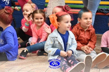 Desfile do Cabelo Maluco na Educação Infantil