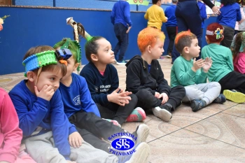 Desfile do Cabelo Maluco na Educação Infantil