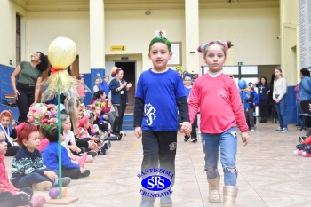 Desfile do Cabelo Maluco na Educação Infantil