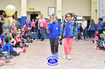 Desfile do Cabelo Maluco na Educação Infantil