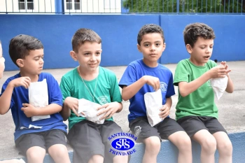 Alunos participam da 1ª Paradinha Musical