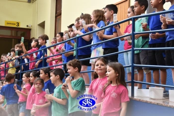 Alunos participam da 1ª Paradinha Musical
