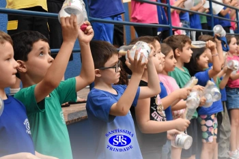 Alunos participam da 1ª Paradinha Musical