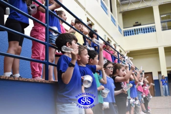 Alunos participam da 1ª Paradinha Musical