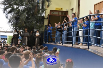 Alunos participam da 1ª Paradinha Musical