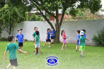 Diversão sobre rodas na Party Tour celebra a conclusão da Educação Infantil