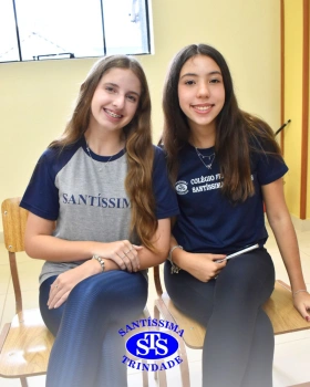 Comunidade escolar celebra a reinauguração do Laboratório de Informática 2