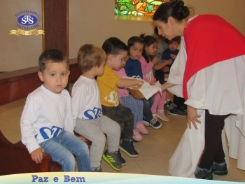 Maternal II - Celebração de Páscoa