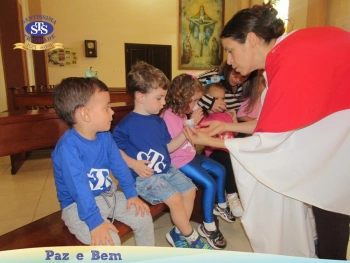 Maternal II - Celebração de Páscoa