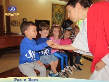 Maternal II - Celebração de Páscoa