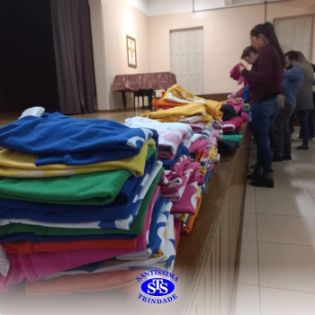 7ª edição do Brechó Solidário de Uniformes do Colégio