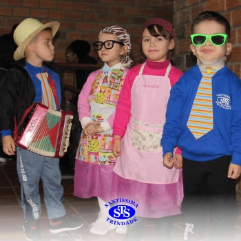 Infantil 1, 3 e 4 | Homenagens às Mães