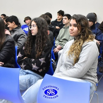 Estudantes participam do lançamento das edições de projetos de pesquisa científica