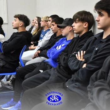 Estudantes participam do lançamento das edições de projetos de pesquisa científica