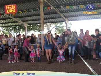 Desfile Caipira - Educação Infantil